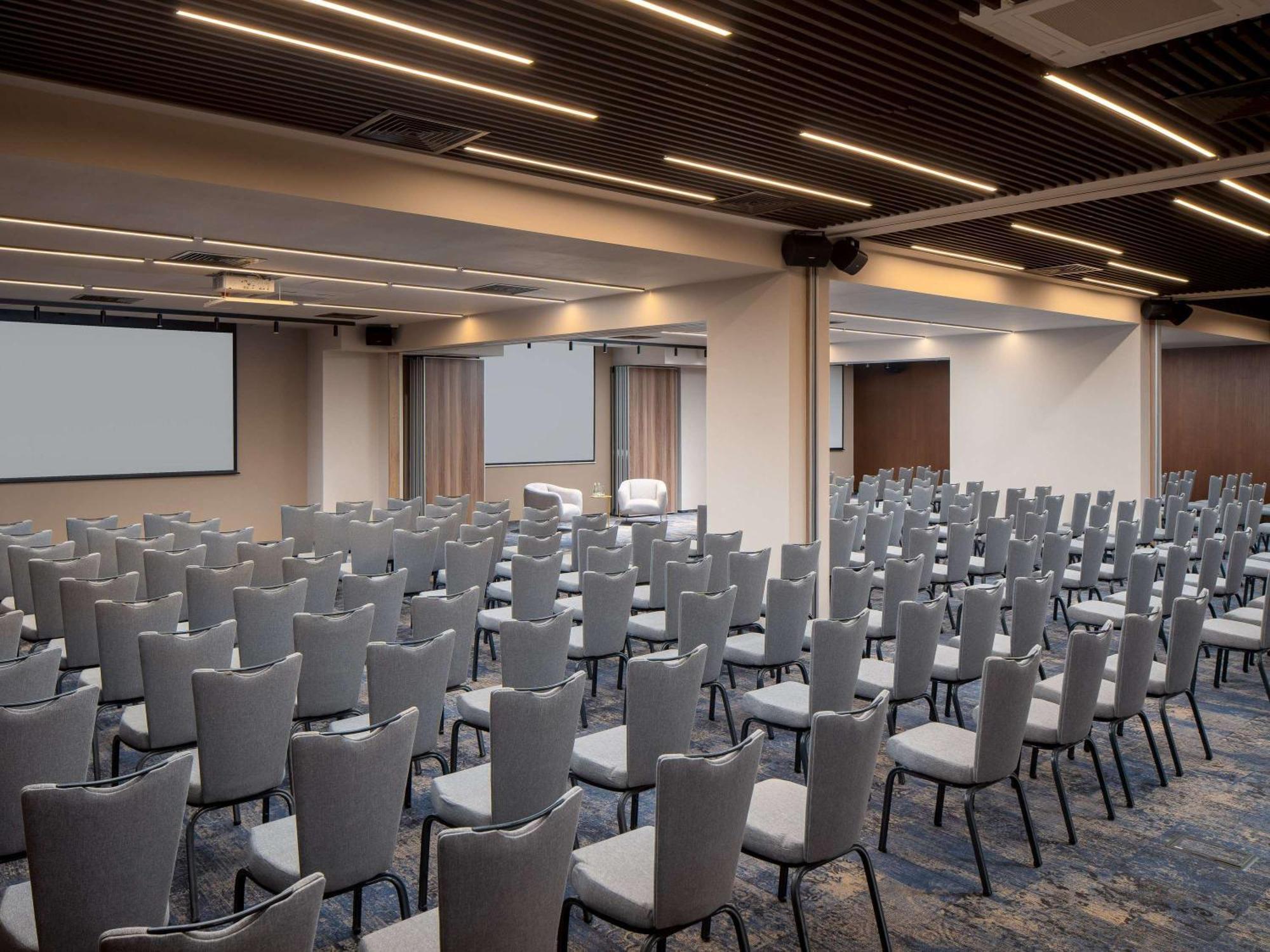 Mercure Conacul Cozieni Bucarest Extérieur photo