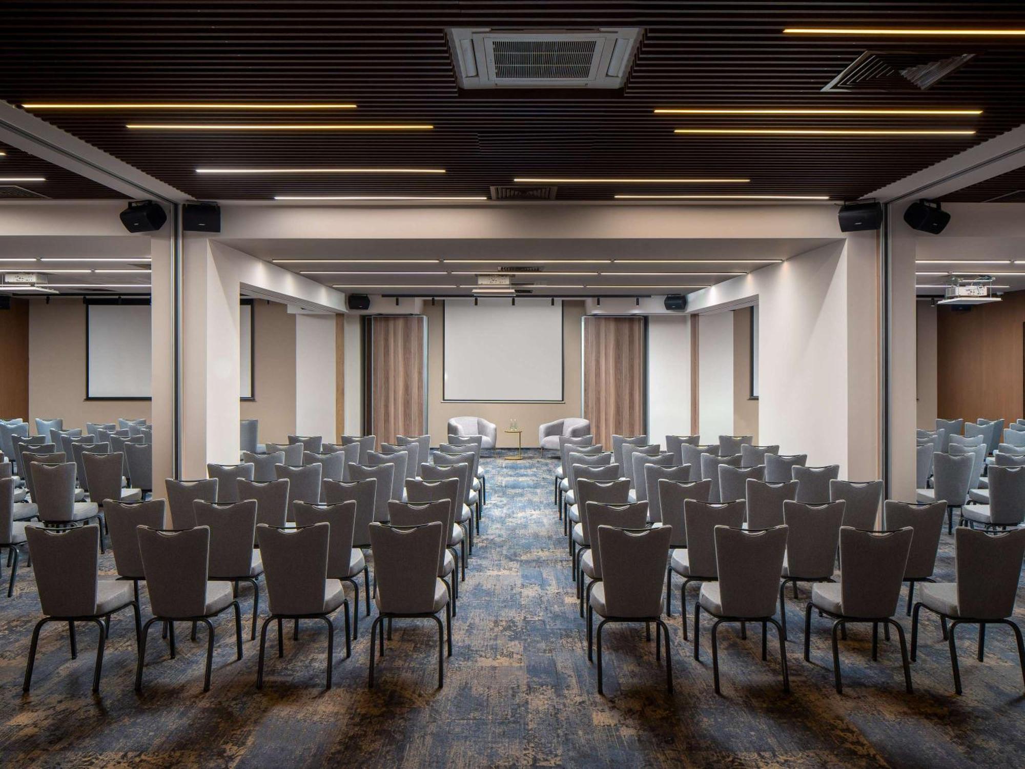 Mercure Conacul Cozieni Bucarest Extérieur photo