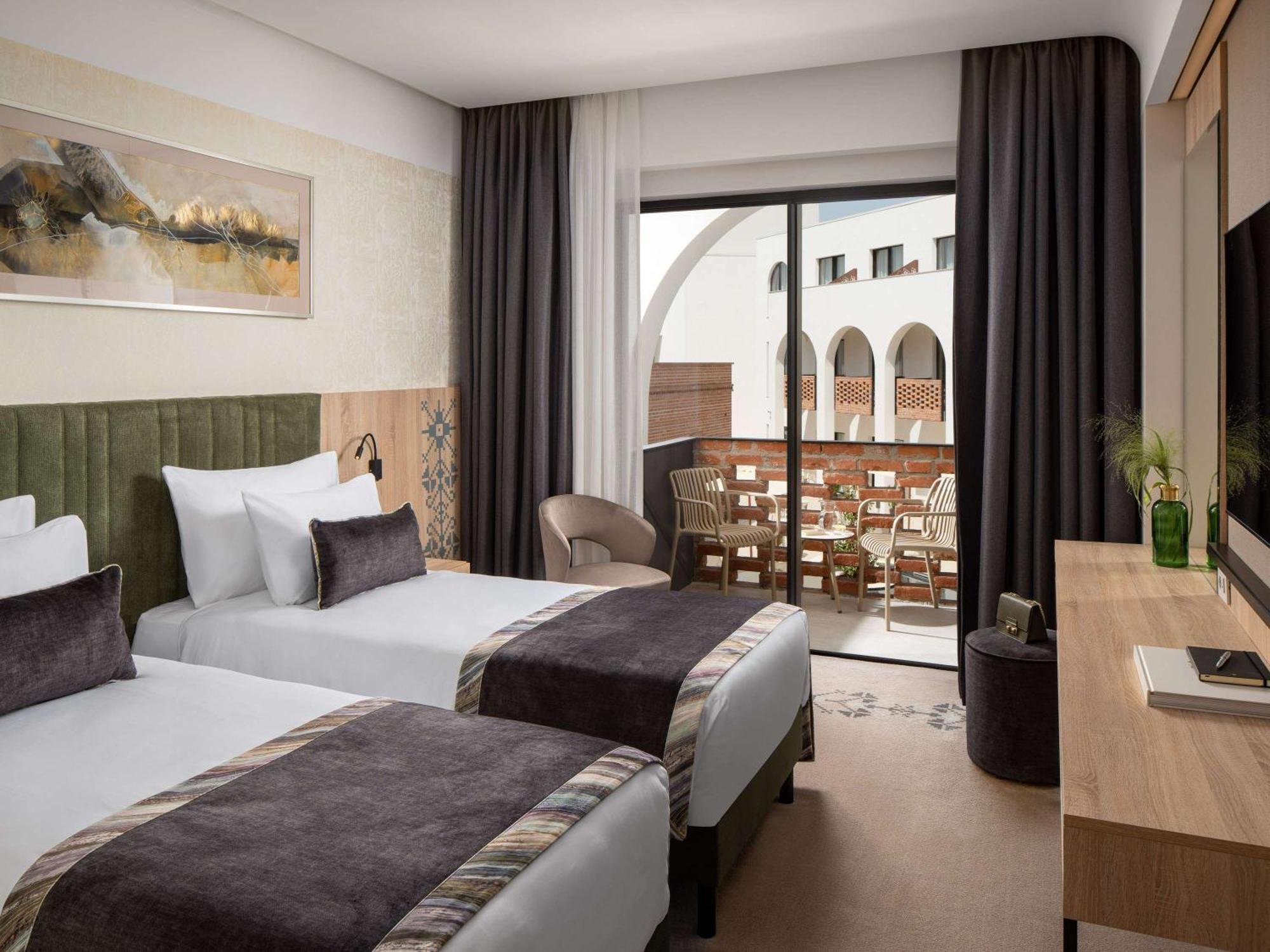 Mercure Conacul Cozieni Bucarest Extérieur photo