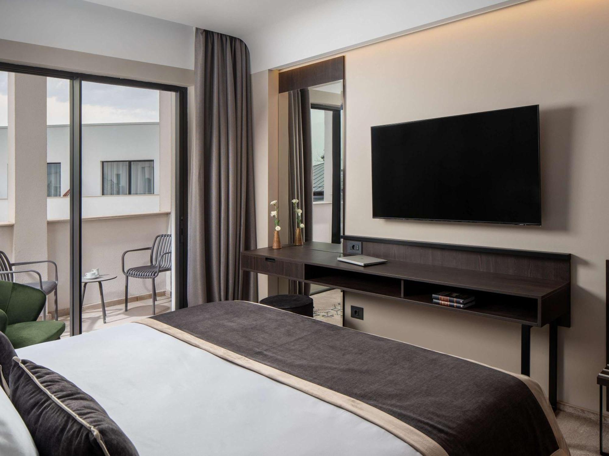 Mercure Conacul Cozieni Bucarest Extérieur photo